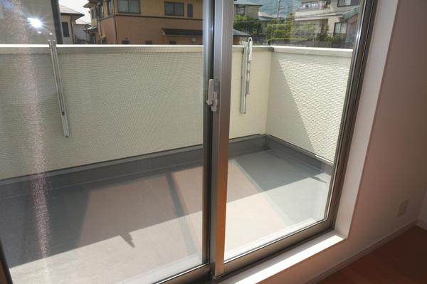 Balcony. Local (September 2013) Shooting