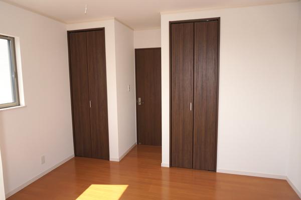 Non-living room. Indoor (September 2013) Shooting