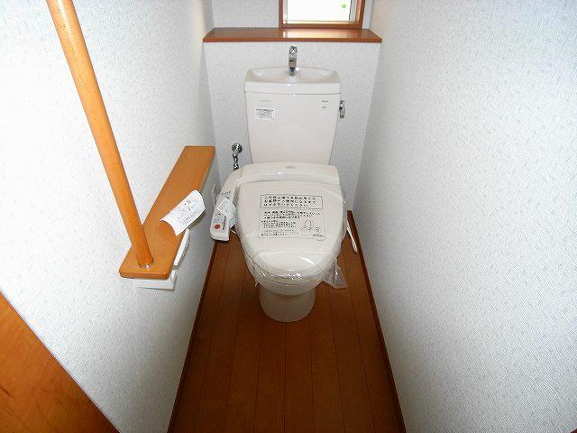 Toilet. Same specifications Photos