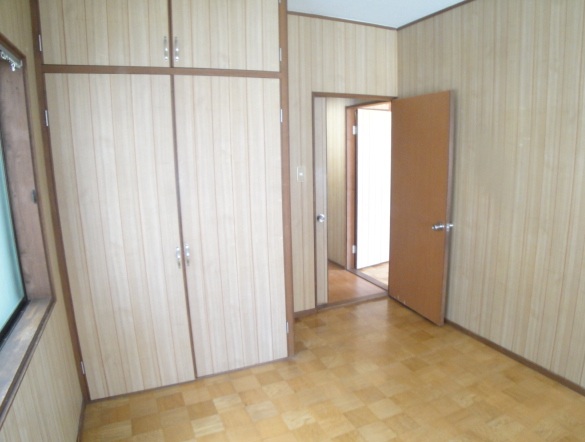 Other room space. room