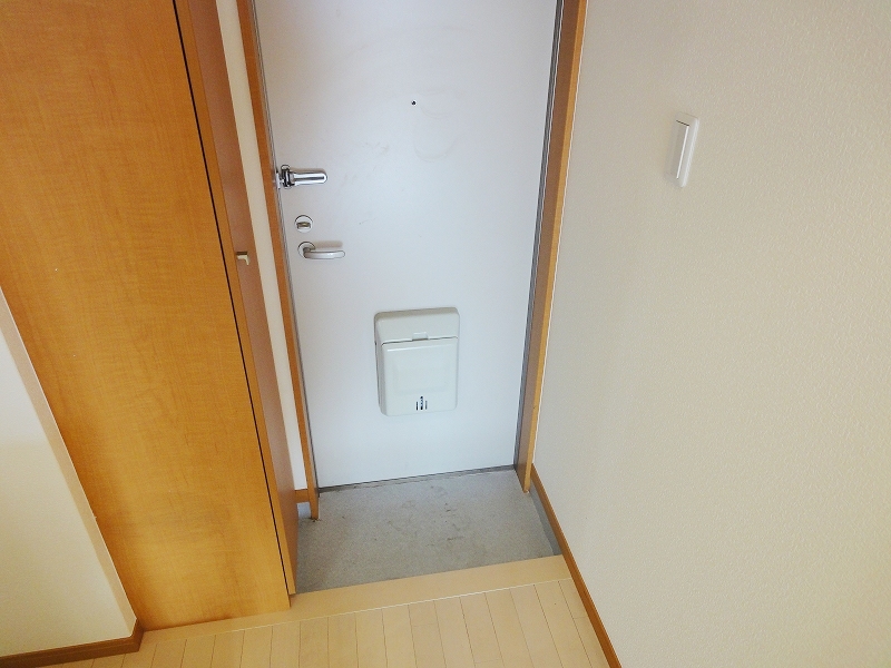 Entrance. We look forward to your inquiry ☆