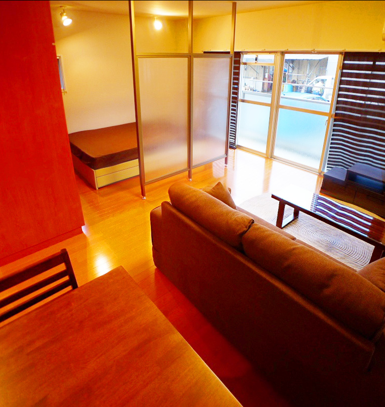 Living and room. Quite widely sofa also living ・ Table is a cinch