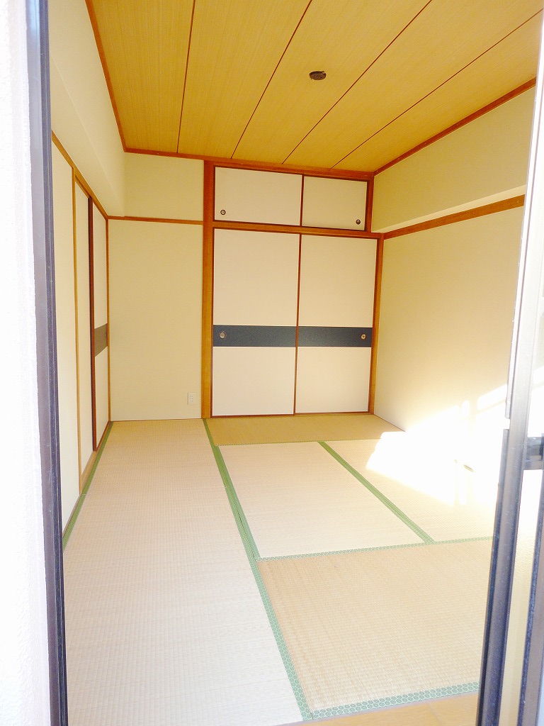 Other room space. Because the south side of the room sunny ☆ 