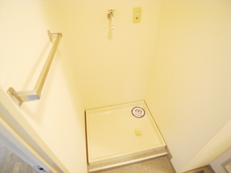 Other room space. There yard indoor washing machine