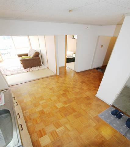 Living and room. The price in this breadth! First of all, please call