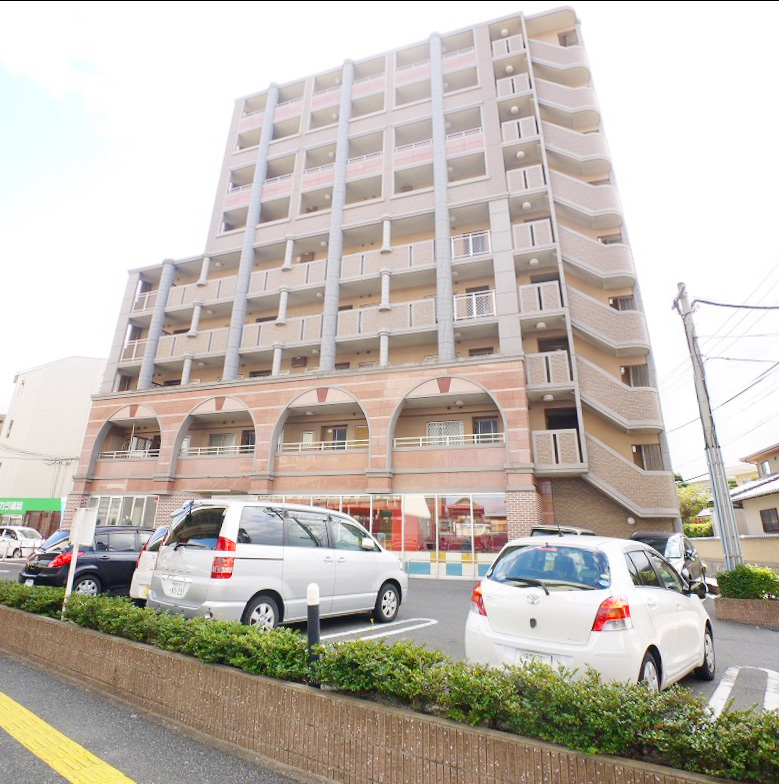 Living and room. Pretty gorgeous apartment