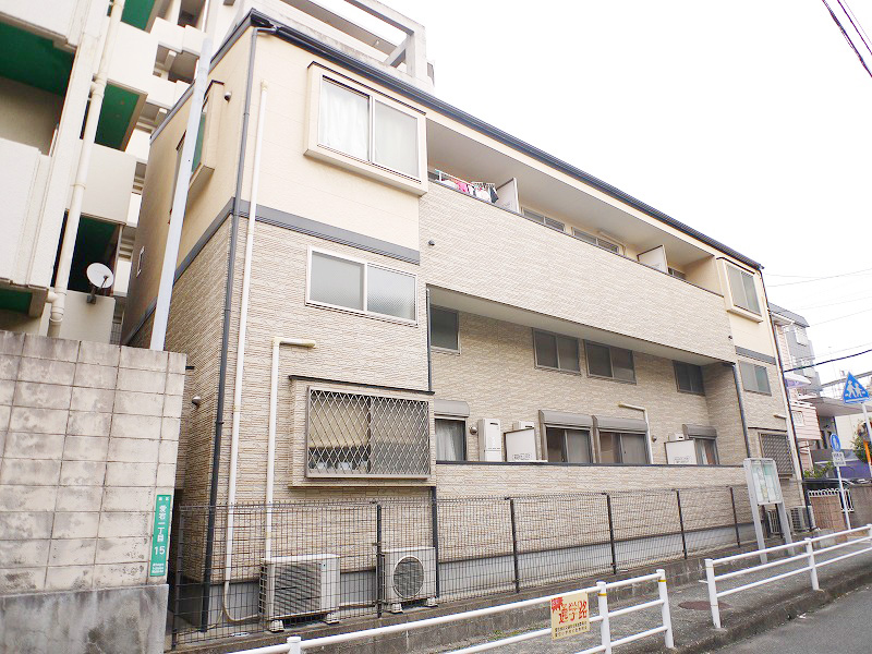 Building appearance. Facing south in the day good