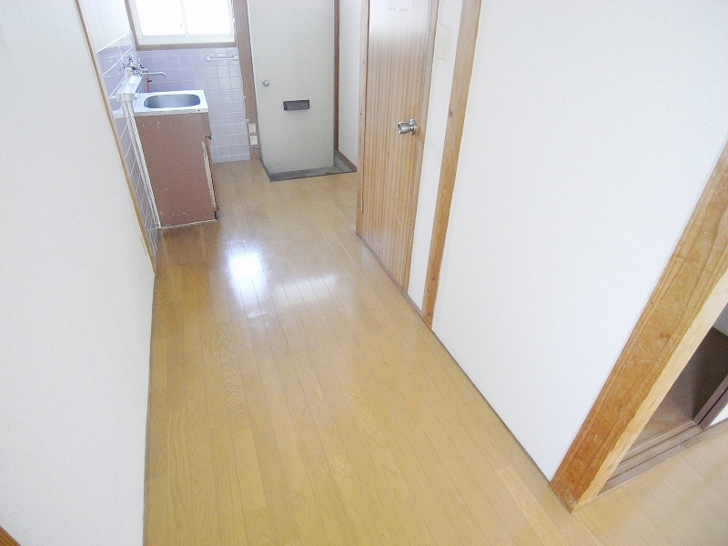 Entrance. Deposit key money zero! 