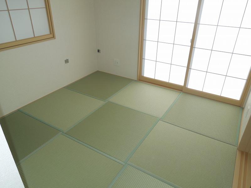 Same specifications photos (Other introspection). Is a Japanese-style room It is useful to have a little Japanese-style room at the time of visitor (^_^) / Usually let's open (^_^) / ~
