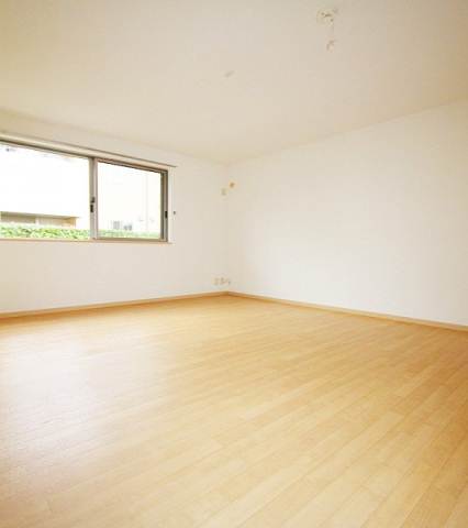 Other room space. Guests can relax because there quires 7.2