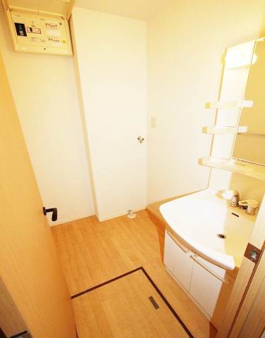 Washroom. This basin dressing room