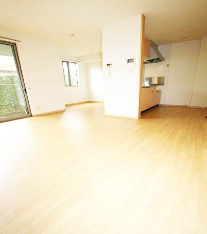 Living and room. Built in the shallow of the pet-friendly property is quite not!