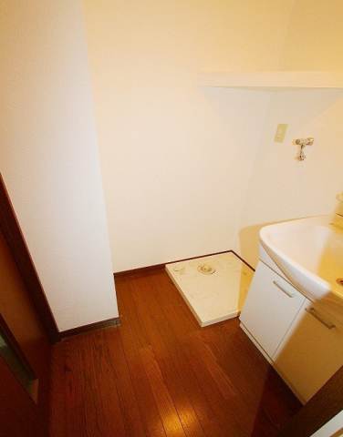 Other room space. Since the dressing room, Women in very popular