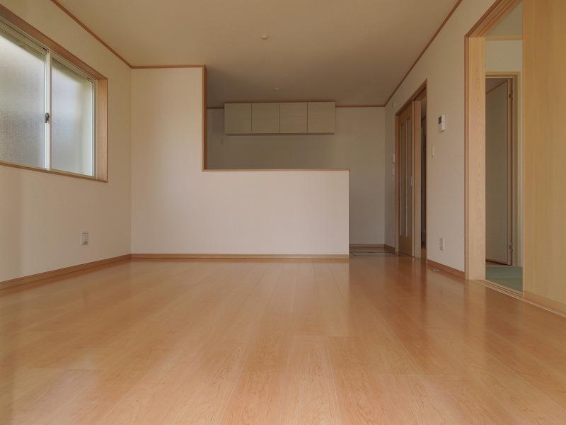 Living. Since the portrait is a living, Has become a place such as a dining table and sofa and easy floor plan image (^ o ^)