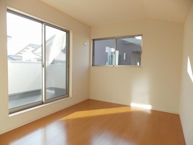 Same specifications photos (Other introspection). The second floor Western-style. All very bright, so we have a two-sided lighting, Also grow Sukusukuto to healthy children (^ o ^) I'm sure my head would be even better (^. ^)  However, Effort is required (^_^) / ~