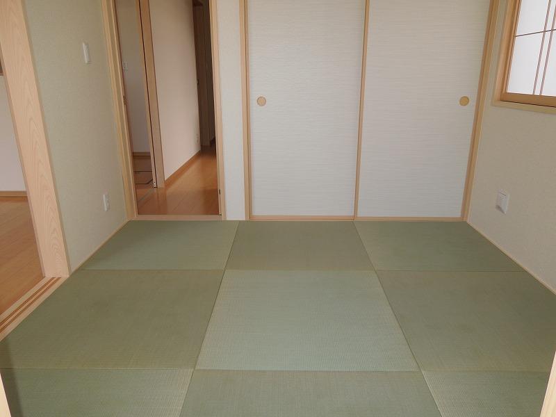Same specifications photos (Other introspection). Is a Japanese-style room You will feel relieved and still see the tatami (^ o ^) You will want to catapult lie-in (^_^) /