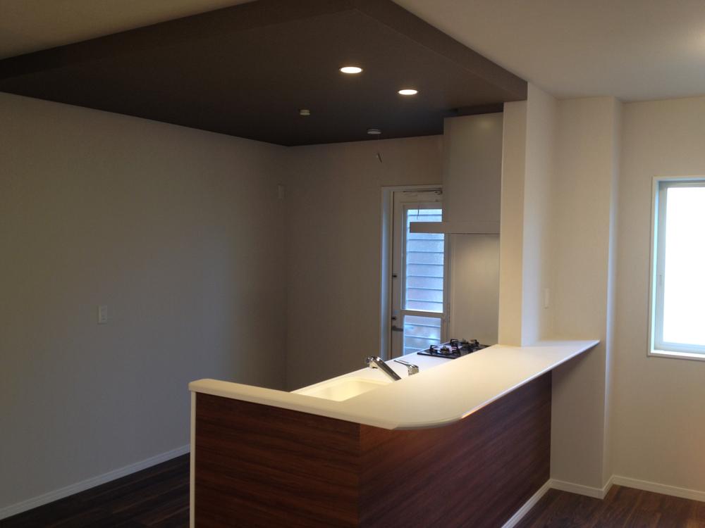 Kitchen. Building B system Kitchen (December 2013) Shooting