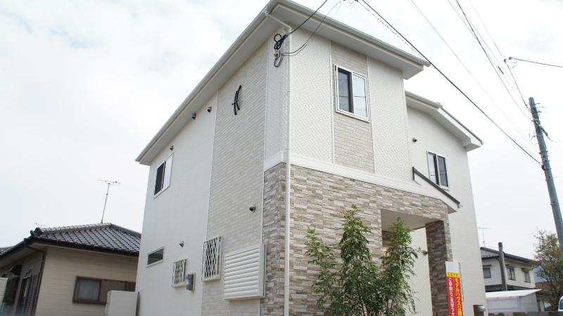 Model house photo. Mononoke is a model house published in