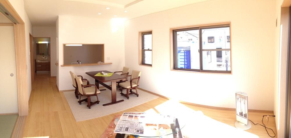 Living. Indoor (12 May 2013) Shooting