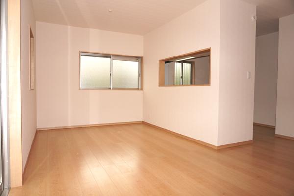 Living. Indoor (10 May 2013) Shooting