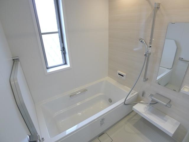 Building plan example (Perth ・ Introspection). Building plan example (C section)