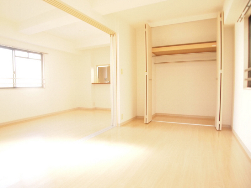 Other room space. It will also be in the large room if you use spread