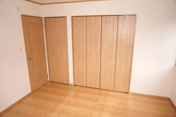 Same specifications photos (Other introspection)