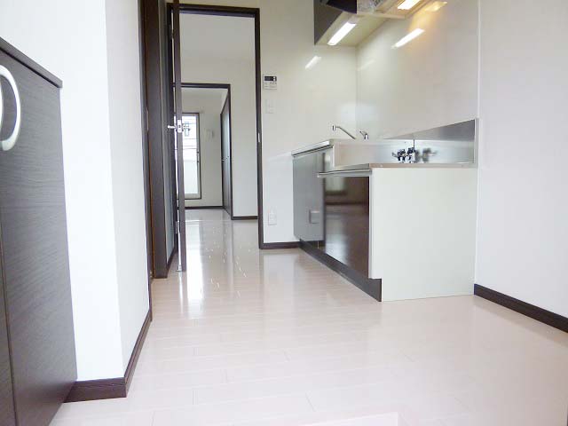 Entrance. ☆ Corridor ☆