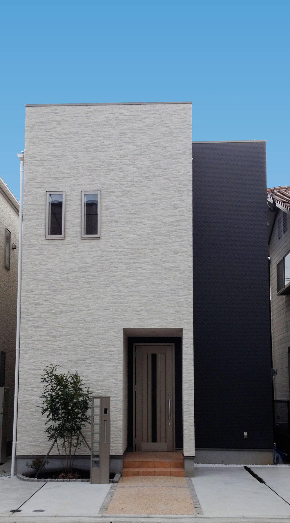 Local appearance photo. December 2013 shooting