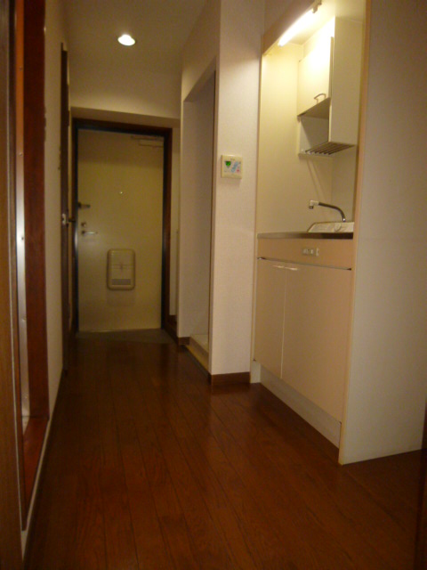 Other room space. Neat also kitchen around!