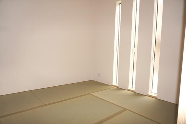 Non-living room. Indoor (12 May 2013) Shooting