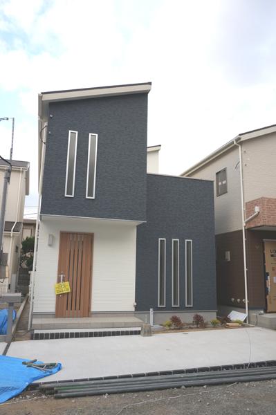 Local appearance photo. Local (12 May 2013) Shooting