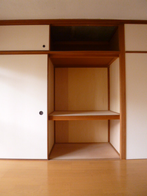 Receipt. Also placed futon