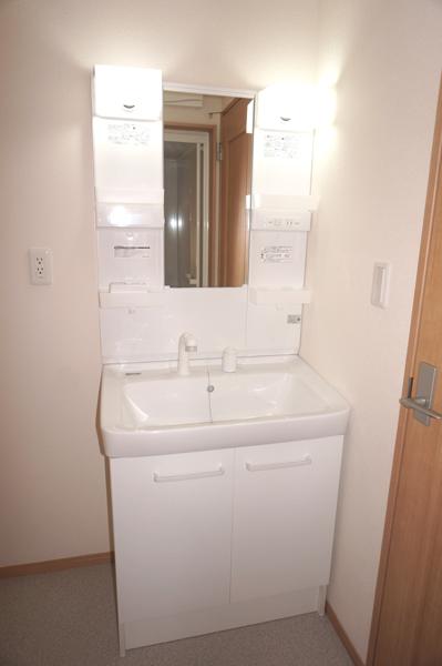 Same specifications photos (Other introspection). (1 Building) same specification