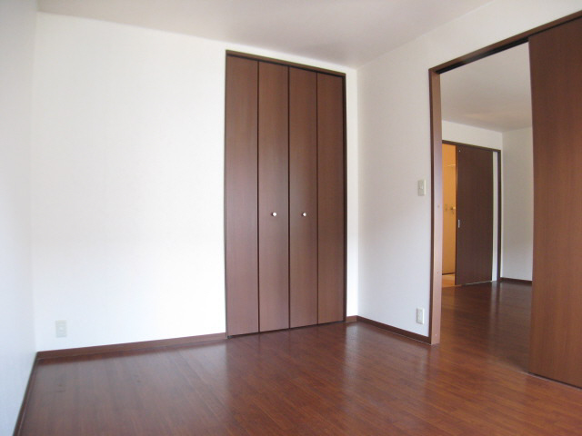 Other room space. Living and we are adjacent because usage is free. 