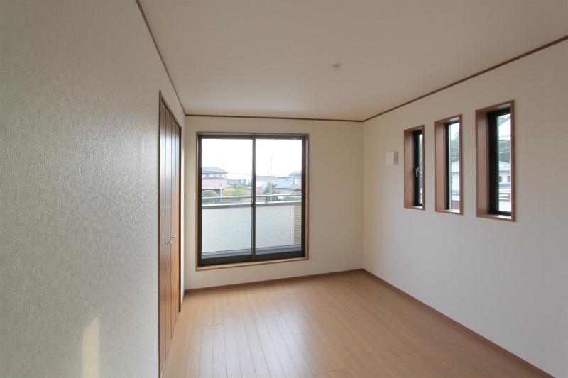 Non-living room. Same specifications Photos