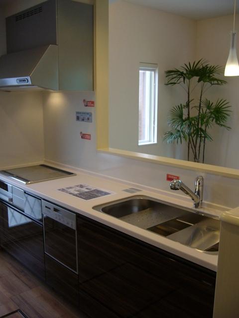 Kitchen. Kitchen (all-electric)