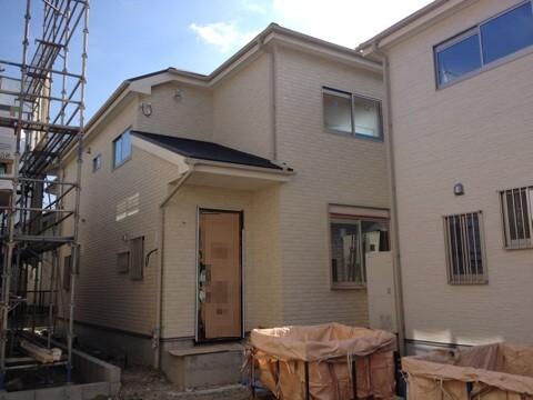 Local appearance photo. Local (12 May 2013) Shooting