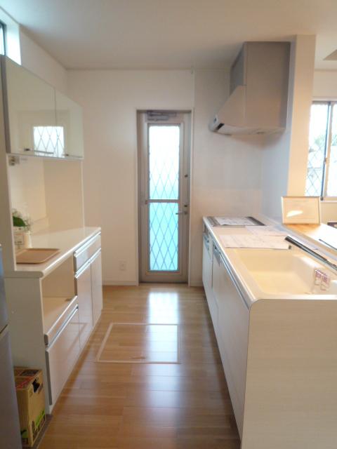 Same specifications photo (kitchen).  ◆ Example of construction ◆