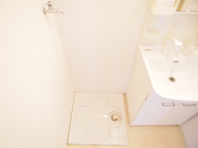 Washroom. I'm glad floor plan for women