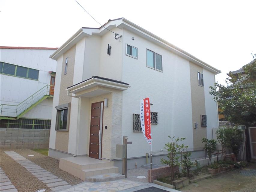 Local appearance photo. Local photo (2013 October 26, 2008)