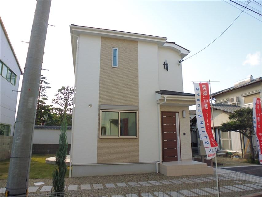 Local appearance photo. Local photo (2013 October 26, 2008)