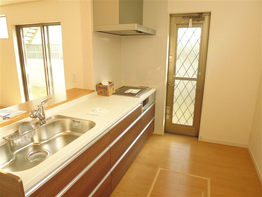 Kitchen. System kitchen with a back door