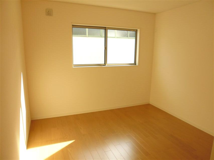 Non-living room. Akarui 2 Kaiyoshitsu