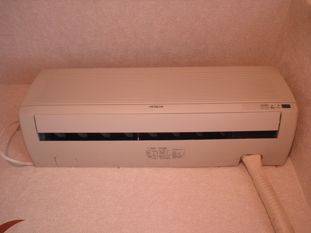 Other Equipment. Happy with air conditioning ☆