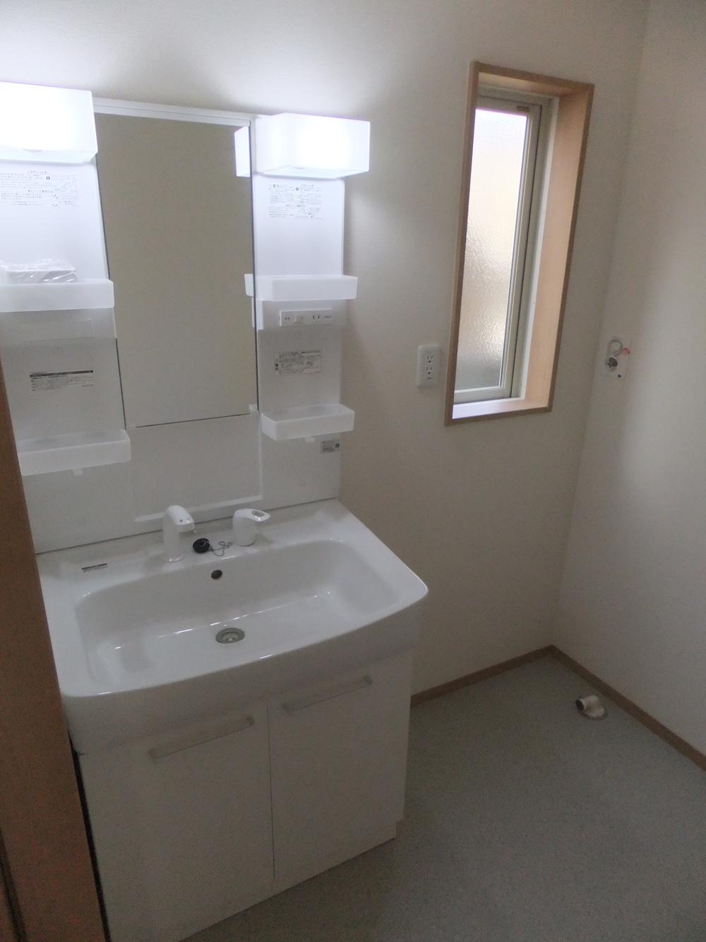 Same specifications photos (Other introspection)