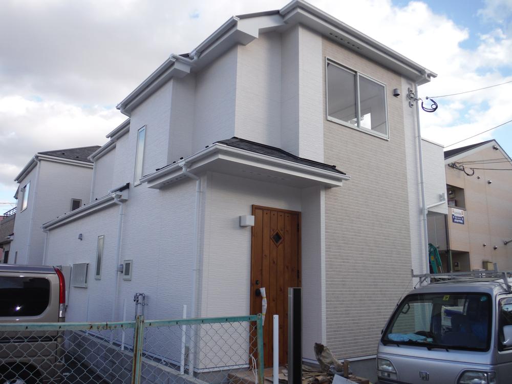 Local appearance photo