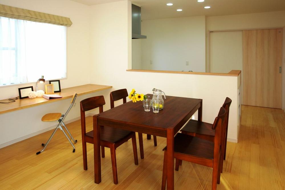 Other introspection. A good dining next to the view, PC Toka, Also provided with a put space phone