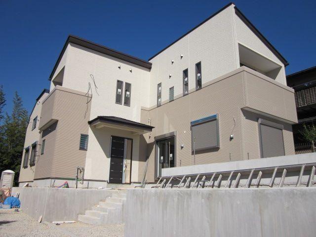 Local appearance photo