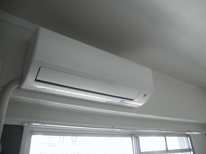 Other Equipment. With a happy air conditioning ☆